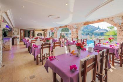 Amphora Hotel - image 11