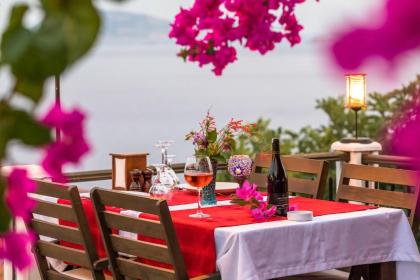 Amphora Hotel - image 19