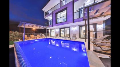 Villa Kas Bohem - Sleeps 12 - close to town and beach - image 1
