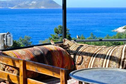 Hideaway - image 7