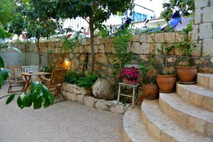 Hideaway - image 8