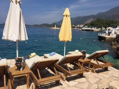 Aqua Princess Hotel - image 9