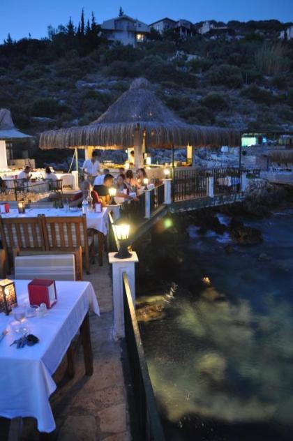 Hotel Aquarius - image 2