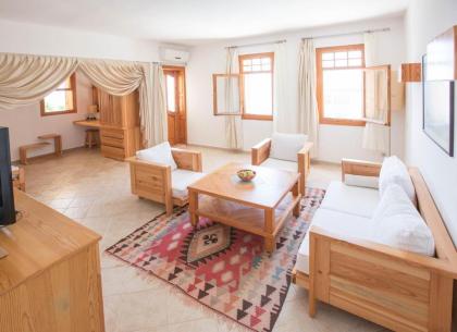 Hotel Lycia - image 4