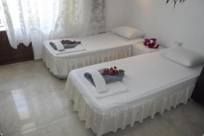 Santosa Pension - image 2