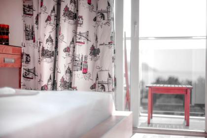 Nur Hotel - image 10