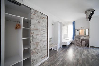 Nur Hotel - image 16