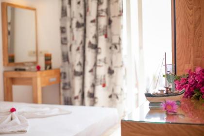 Nur Hotel - image 4