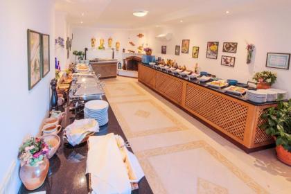 Hadrian Hotel - image 15