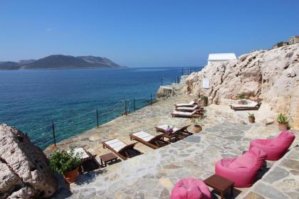Hadrian Hotel - image 2