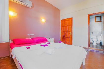 Saray Hotel - image 8