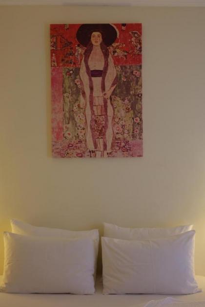 Saylam Suites - image 19