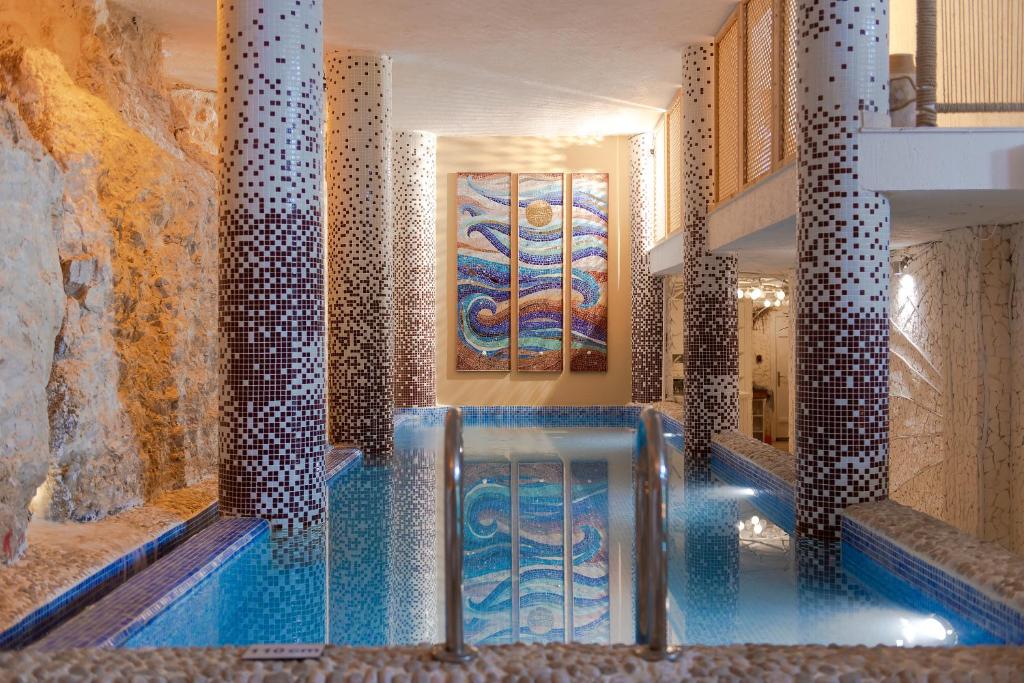 Peninsula Gardens Hotel - main image