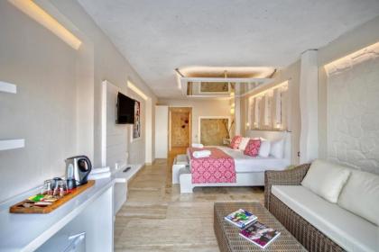 Peninsula Gardens Hotel - image 19
