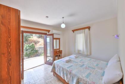 Nirvana Apartments - image 20
