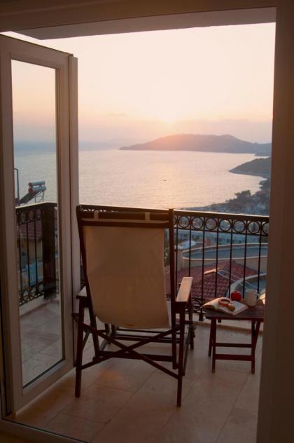 Hideaway Penthouse Apartment - image 12