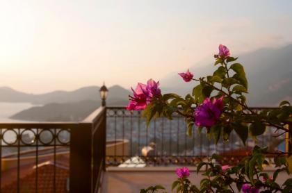 Hideaway Penthouse Apartment - image 17
