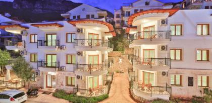 Kaş merkezde denize yakın balkonlu konforlu apart daireler - image 12