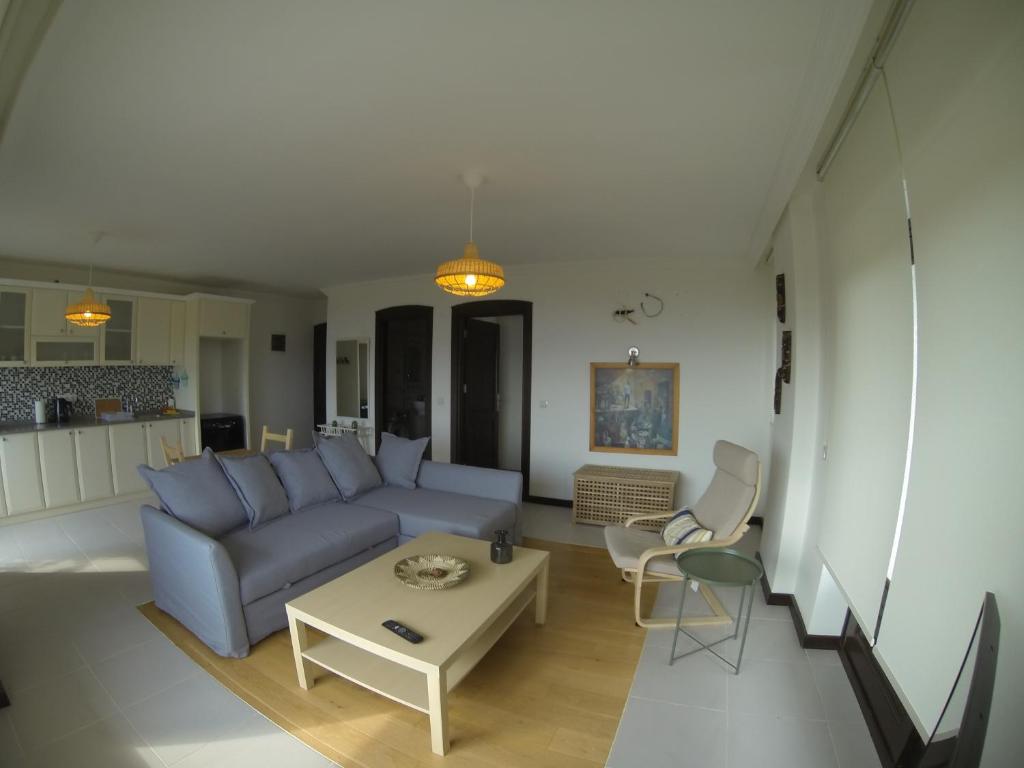 Derya Beach Apartment - image 2