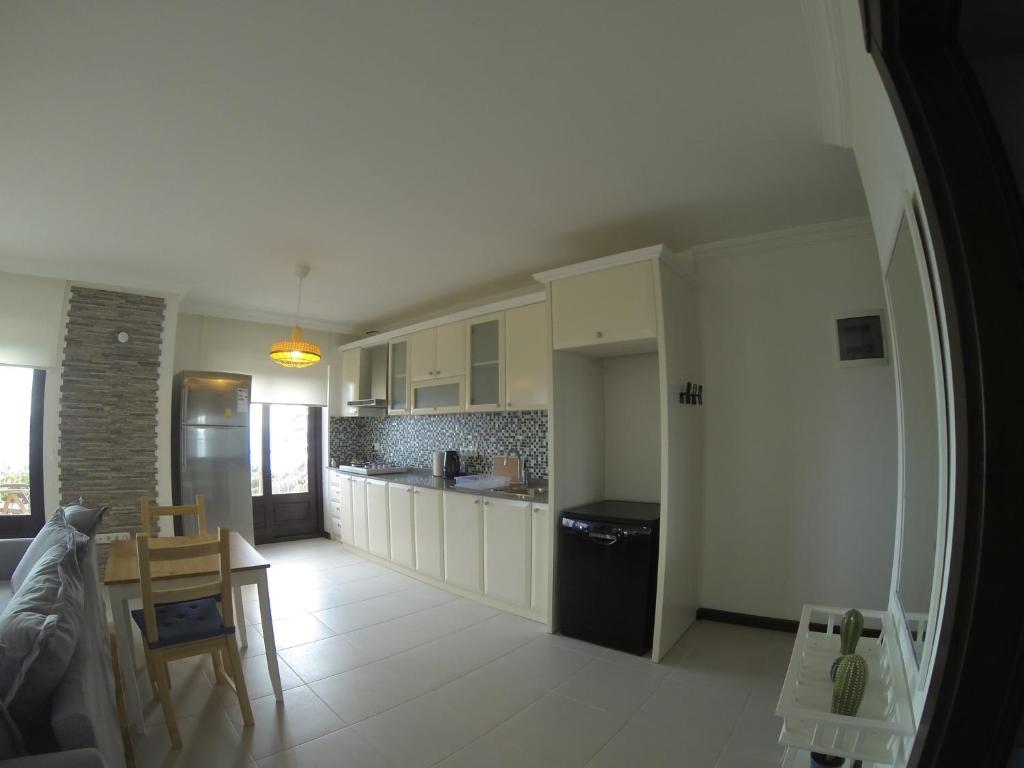 Derya Beach Apartment - image 4