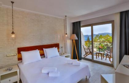 Arnna Hotel - image 2