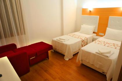 Uğur Otel - image 12