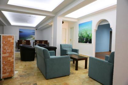 Uğur Otel - image 17