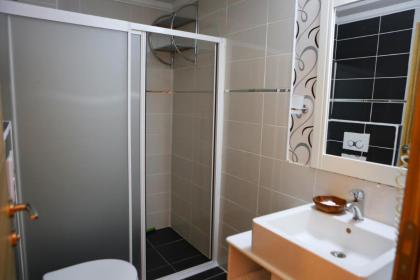 Uğur Otel - image 6