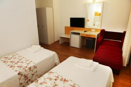 Uğur Otel - image 9