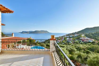 Kaş deniz manzaralı 8 kişilik villa - image 2
