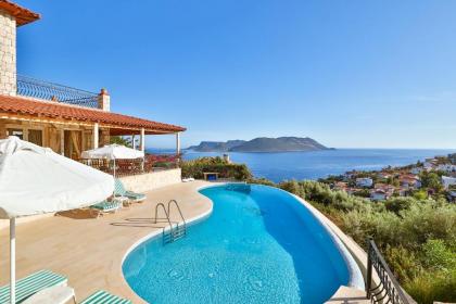 Kaş deniz manzaralı 8 kişilik villa - image 3