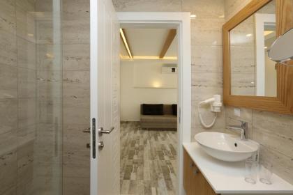 Payam Hotel - image 2