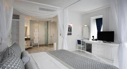 Alley Prime Hotel - image 25