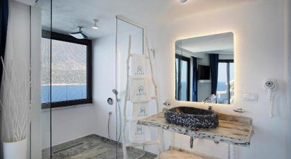 Alley Prime Hotel - image 29