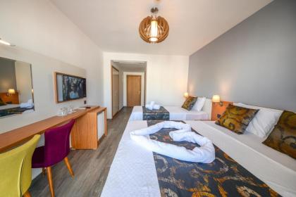 Kaşmahal Hotel - image 10