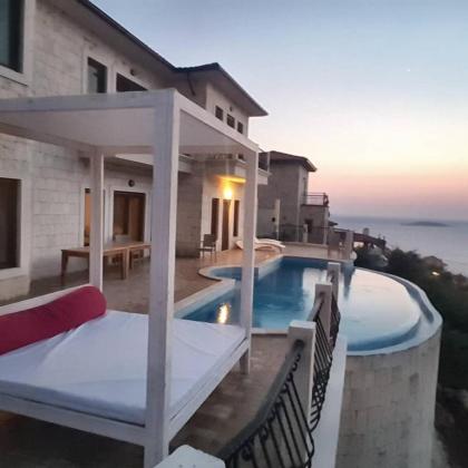 Hillcity Hotel - image 5