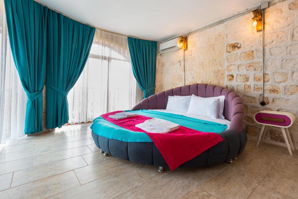 Hillcity Hotel - image 7