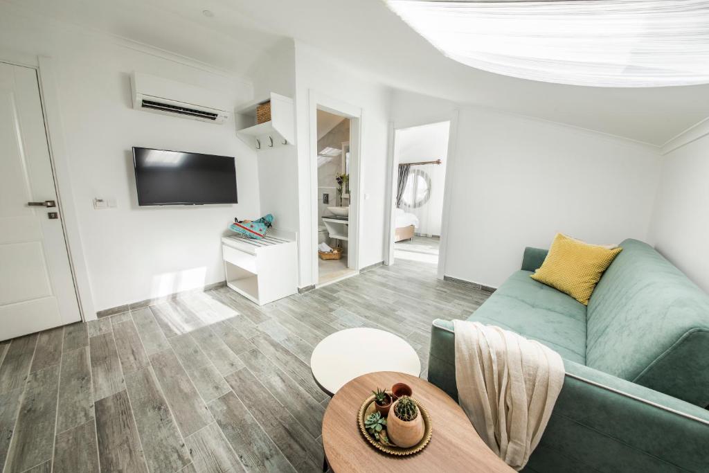 Cedrus Suites - image 5