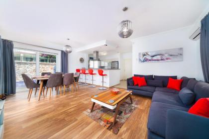 5 bedrooms villa with sea view private pool and terrace at Kalkan 1 km away from the beach - image 3