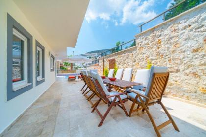 5 bedrooms villa with sea view private pool and terrace at Kalkan 1 km away from the beach - image 5