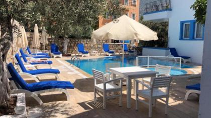 Lizo Hotel - image 11