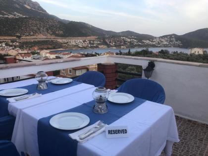 Lizo Hotel - image 16