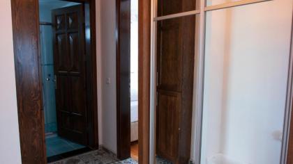 Ceylin Apart - image 7