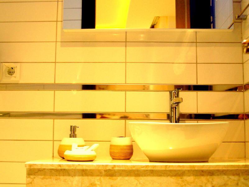 HOTEL HERMES - image 2