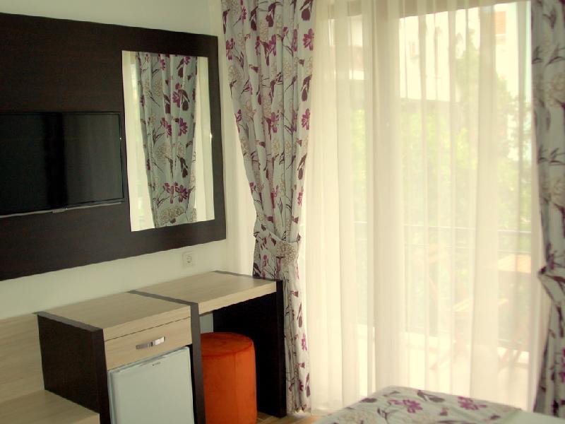 HOTEL HERMES - image 3