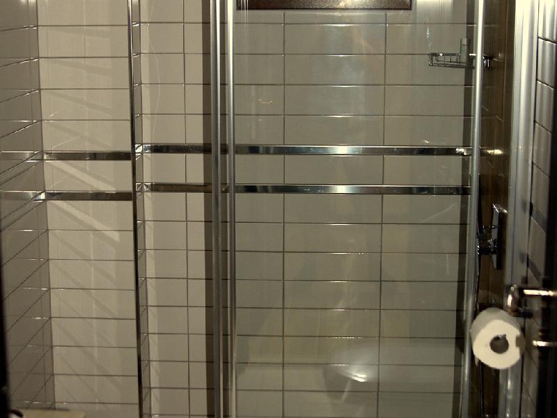 HOTEL HERMES - image 6