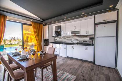 Villa Holiday - 2 Bedroom Holiday Villa in Kalkan - image 13