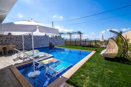 Villa Holiday - 2 Bedroom Holiday Villa in Kalkan - image 6