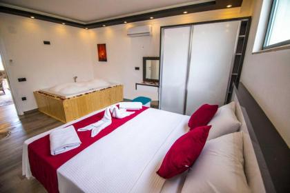 Villa Holiday - 2 Bedroom Holiday Villa in Kalkan - image 9