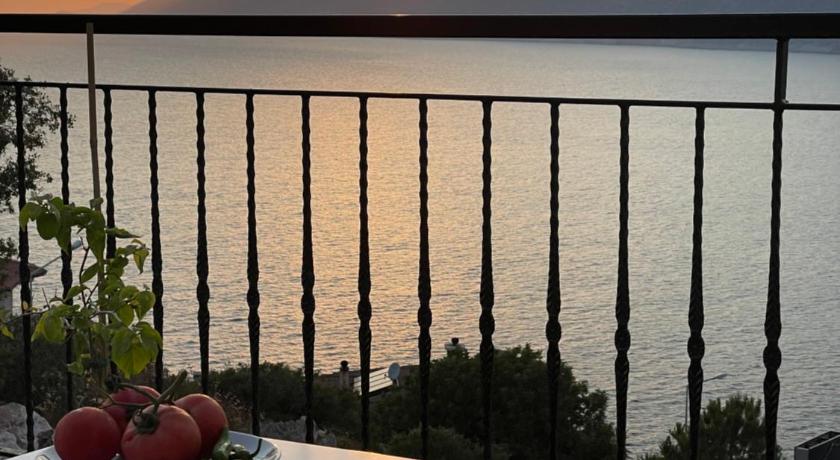 Gumus Peninsula Hotel - image 3